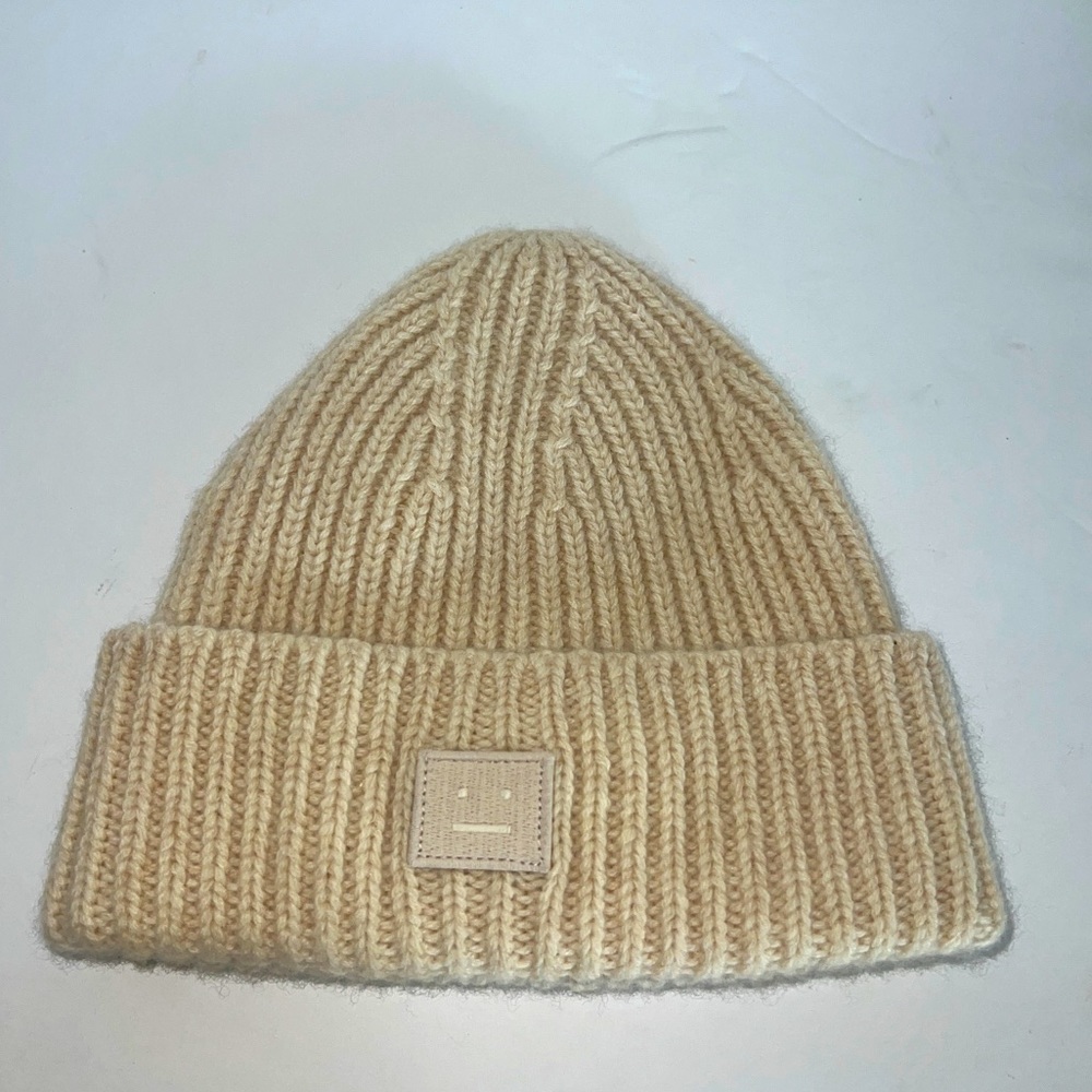 Acne Studios Pansy Beanie Kids Toddler Size 3-4 Ribbed Hat Cream Tan Wool NWOT - Picture 1 of 9